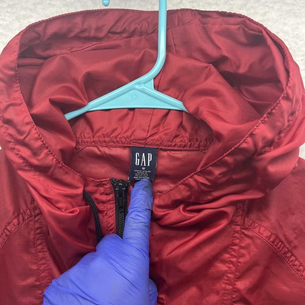 Gap Windbreaker Womens Small Red Long Sleeve Zip Up Hooded Packable Chore Grunge - Picture 5 of 16